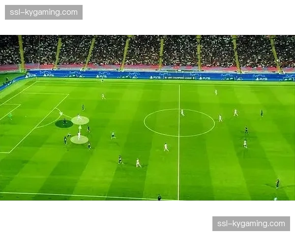 巴萨2-1力克皇马，弗里克战术板上区域结合盯人防守成亮点